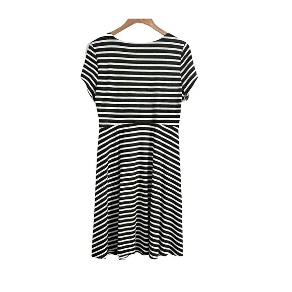 Torrid, black and white striped midi dress size 0 - Picture 2 of 4